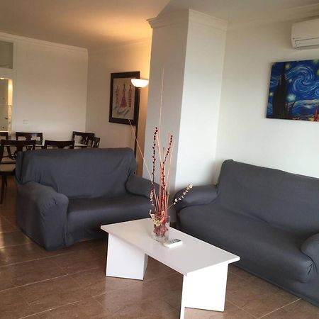 Spacious Apartment With Sea View Terrace In Calafell Kültér fotó