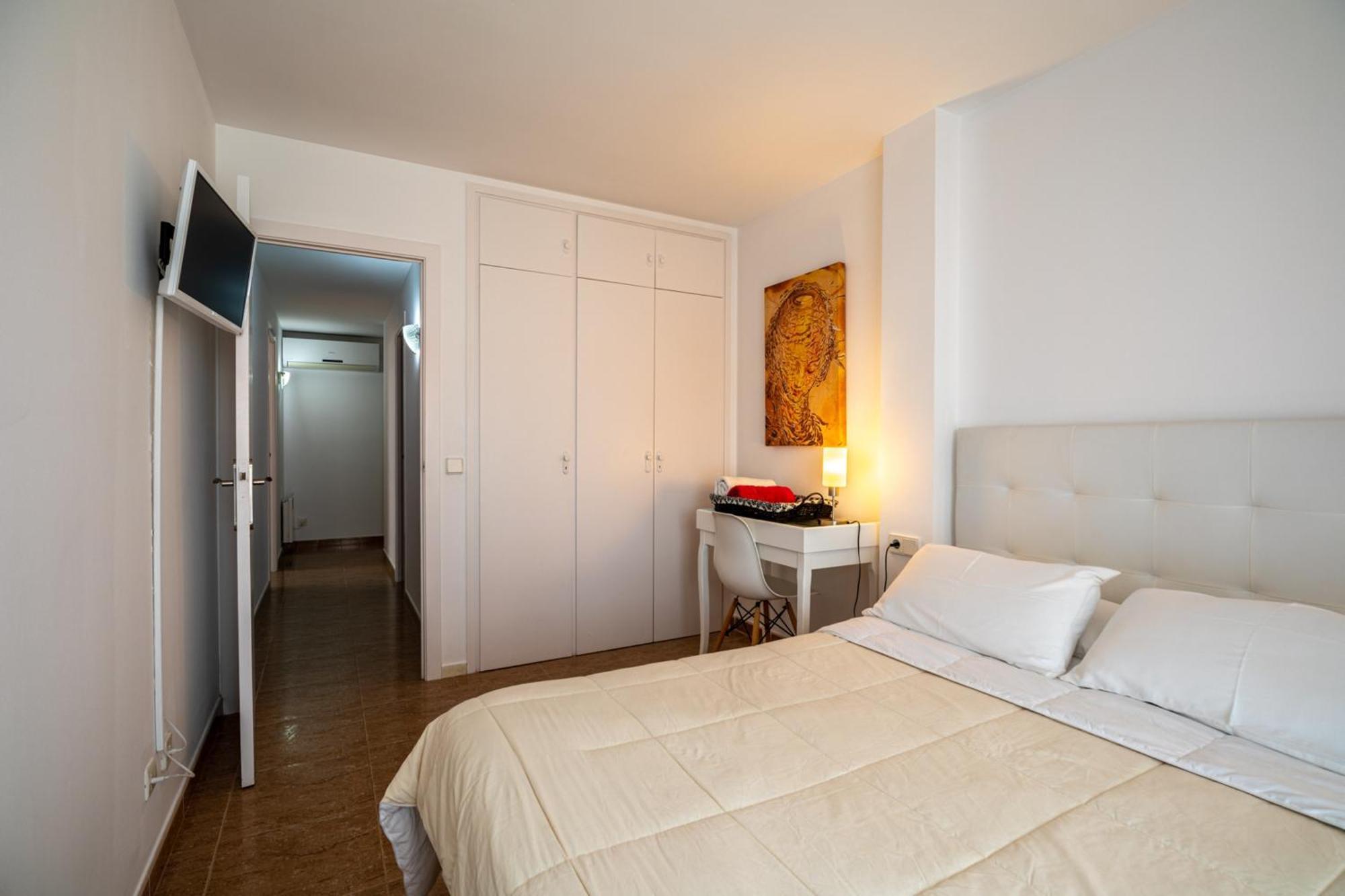 Spacious Apartment With Sea View Terrace In Calafell Kültér fotó