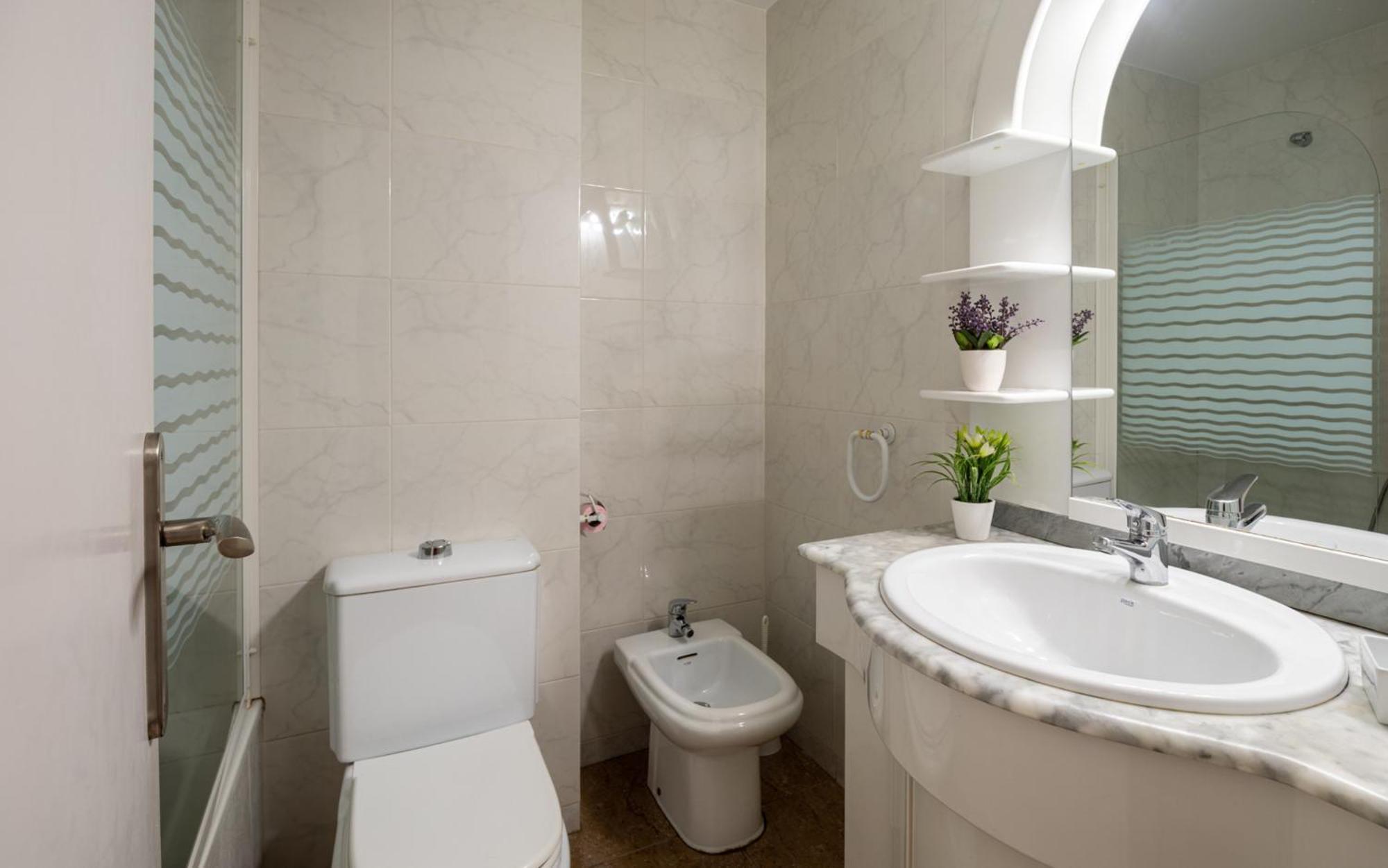 Spacious Apartment With Sea View Terrace In Calafell Kültér fotó