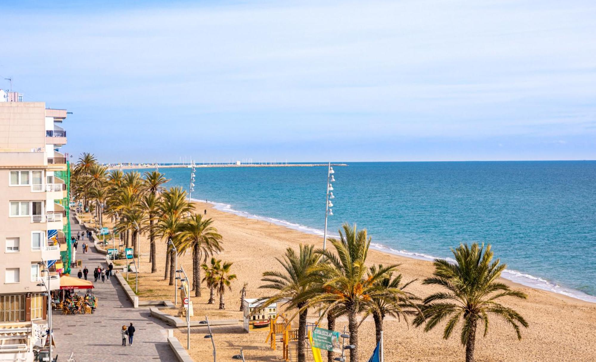 Spacious Apartment With Sea View Terrace In Calafell Kültér fotó